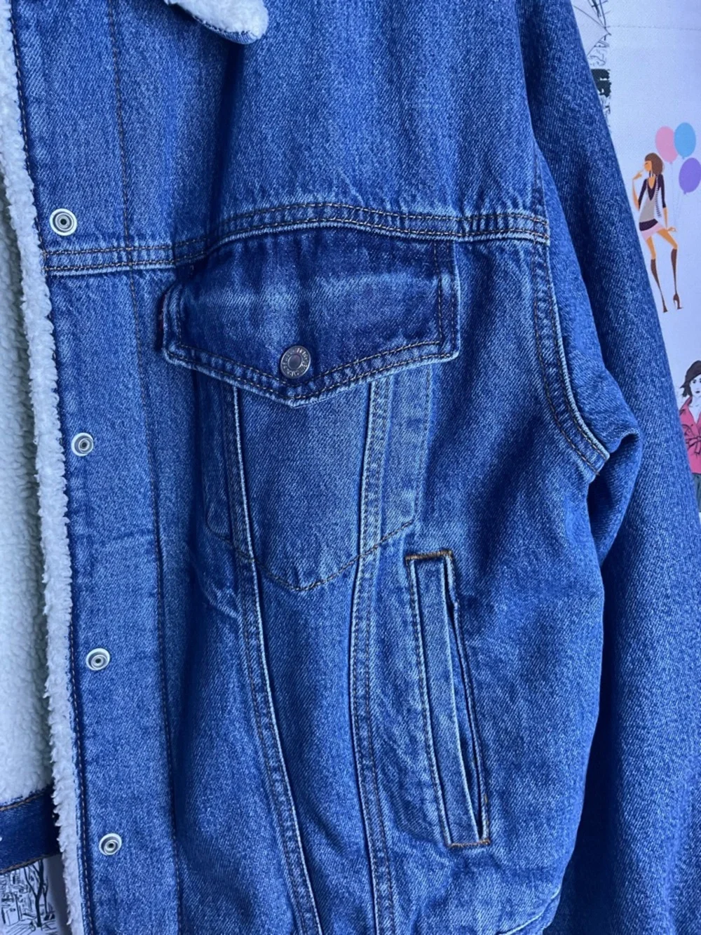 Levi's Blue Denim Jacket with White Sherpa Collar - Picture 3 of 5